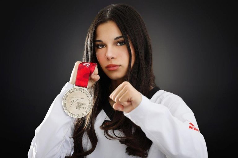 Flower Mound teen puts up a good fight at world championships